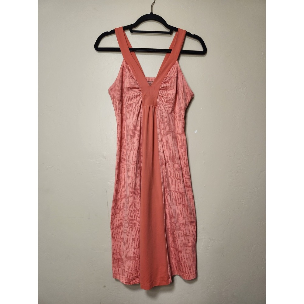 Patagonia Dress Size M Coral Corinne Colorblock Stretch Active